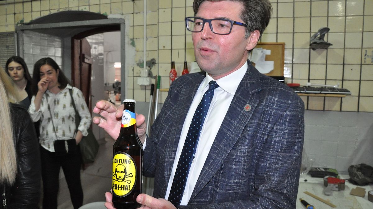 Polští pivovarníci nasadili proti Rusku butylku piva